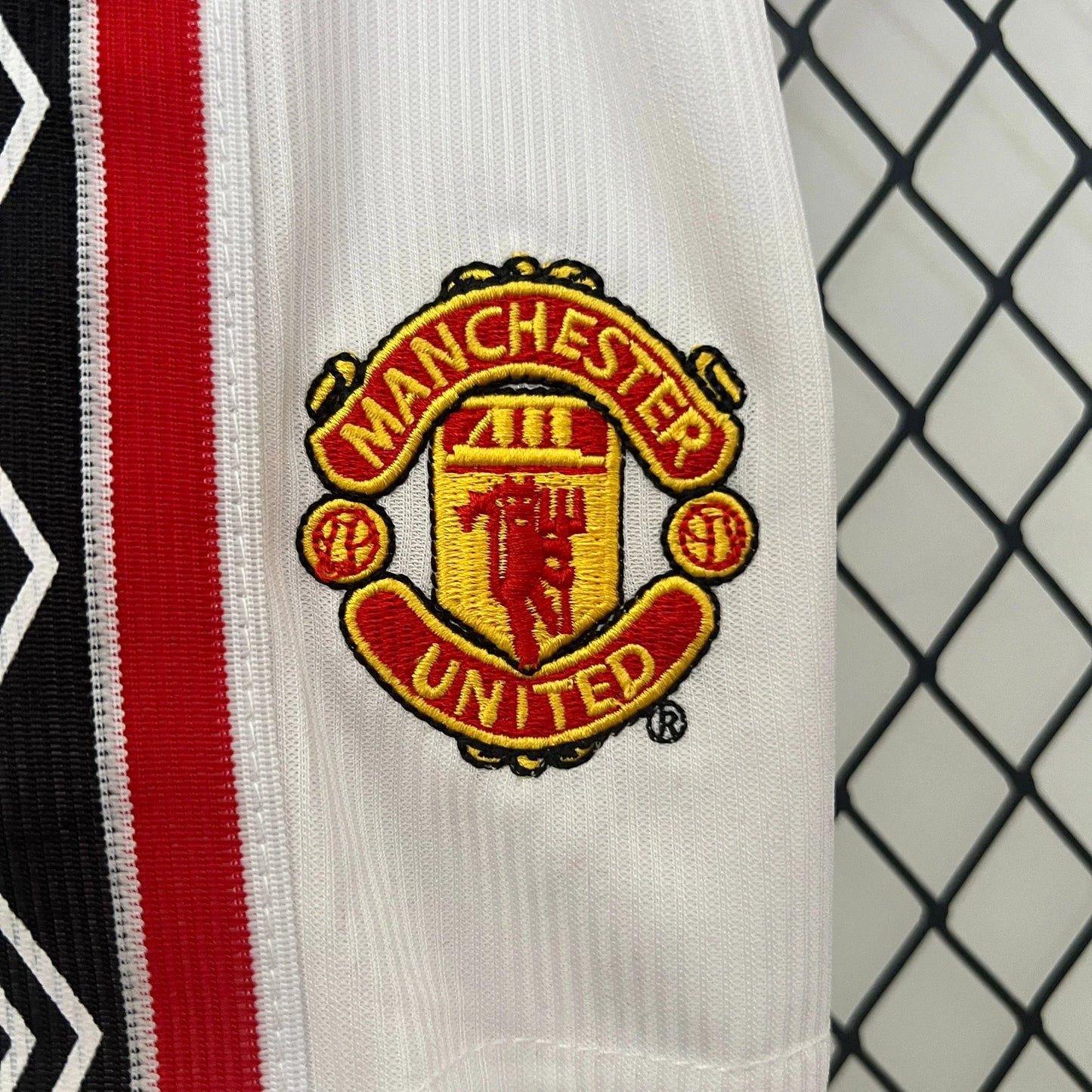 Manchester United 98/99 Home Kids Size