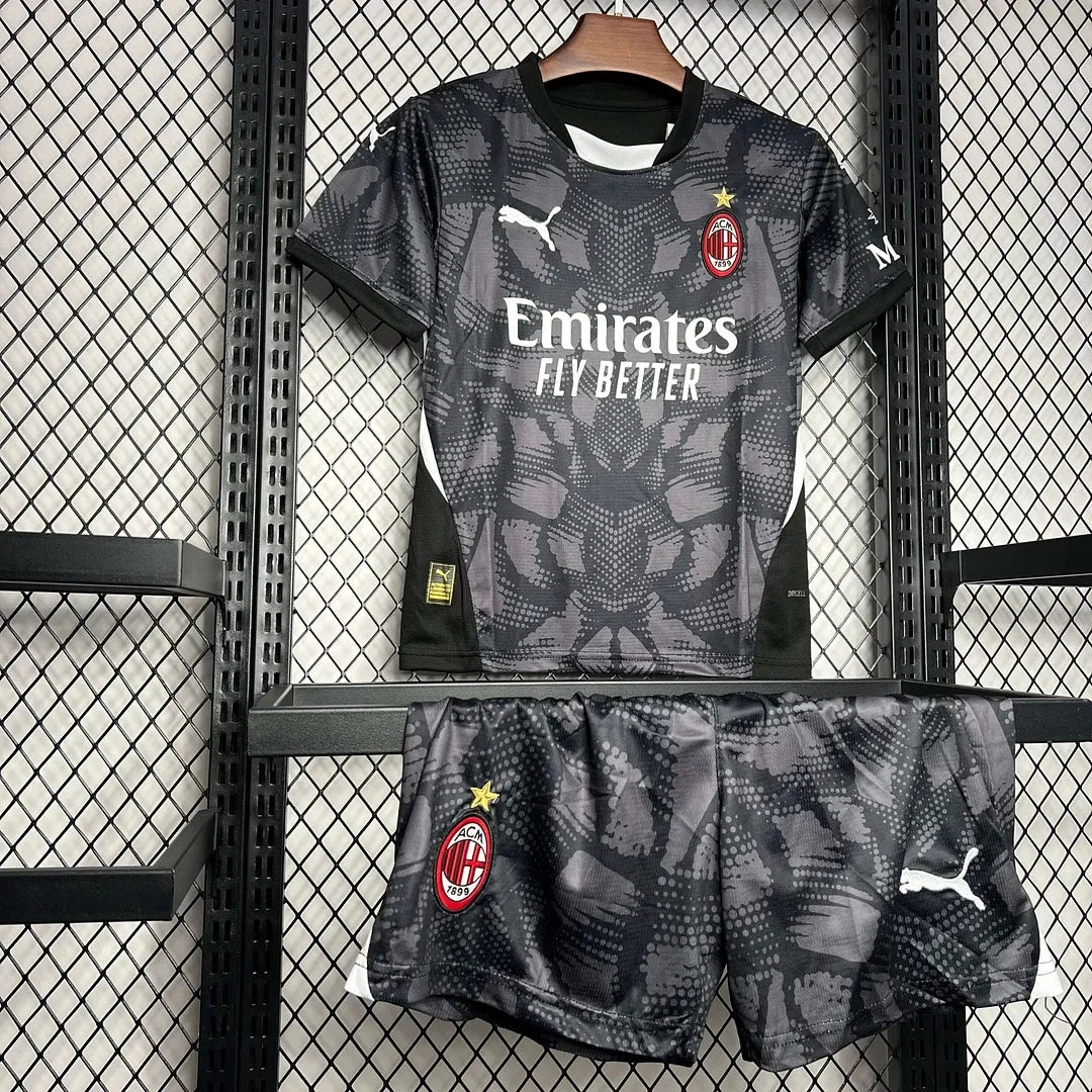 24/25 AC Milan Goalkeeper Kit Kids Size