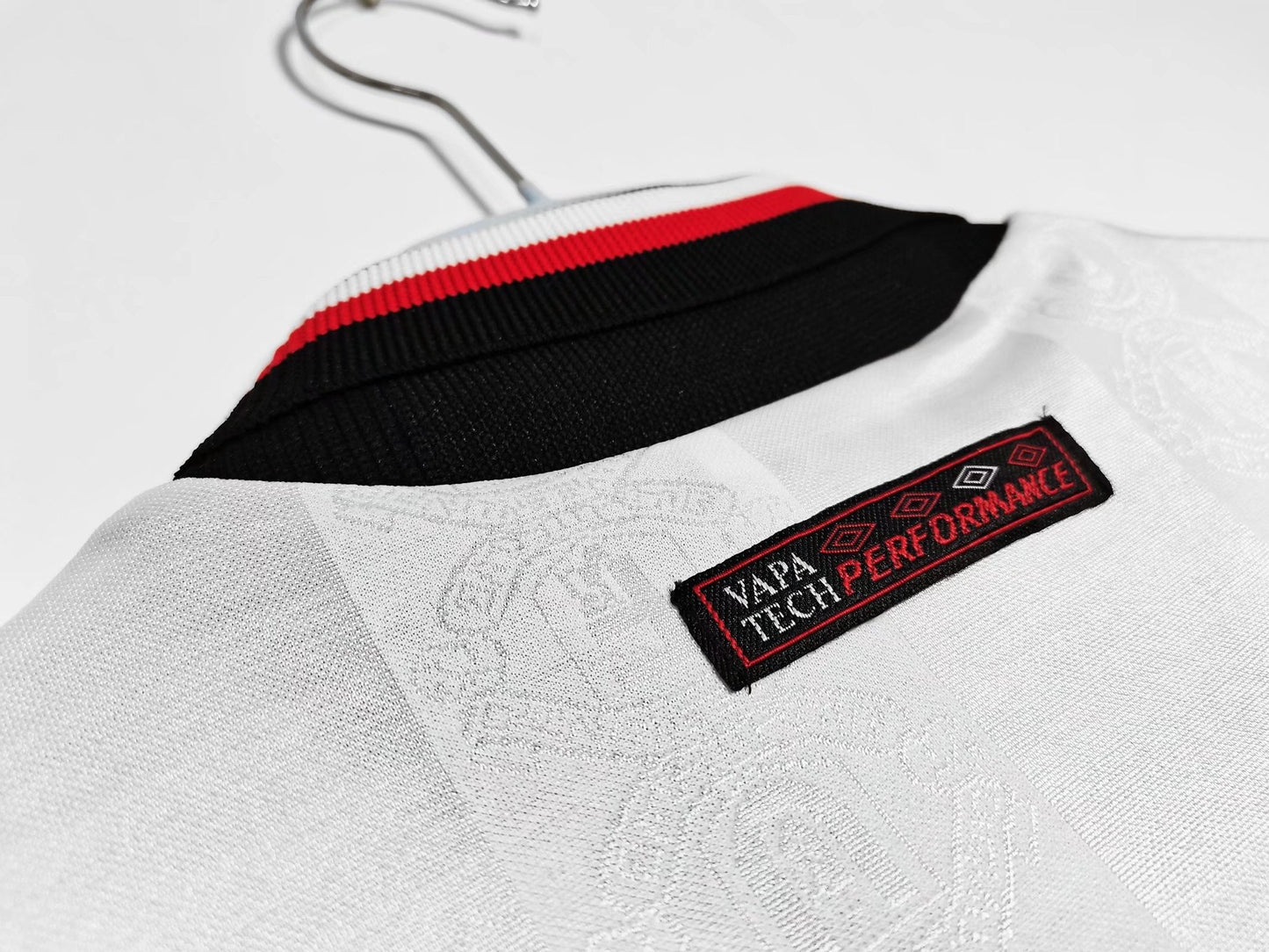 Manchester United 1997–1998 Retro Long Sleeve Away Kit