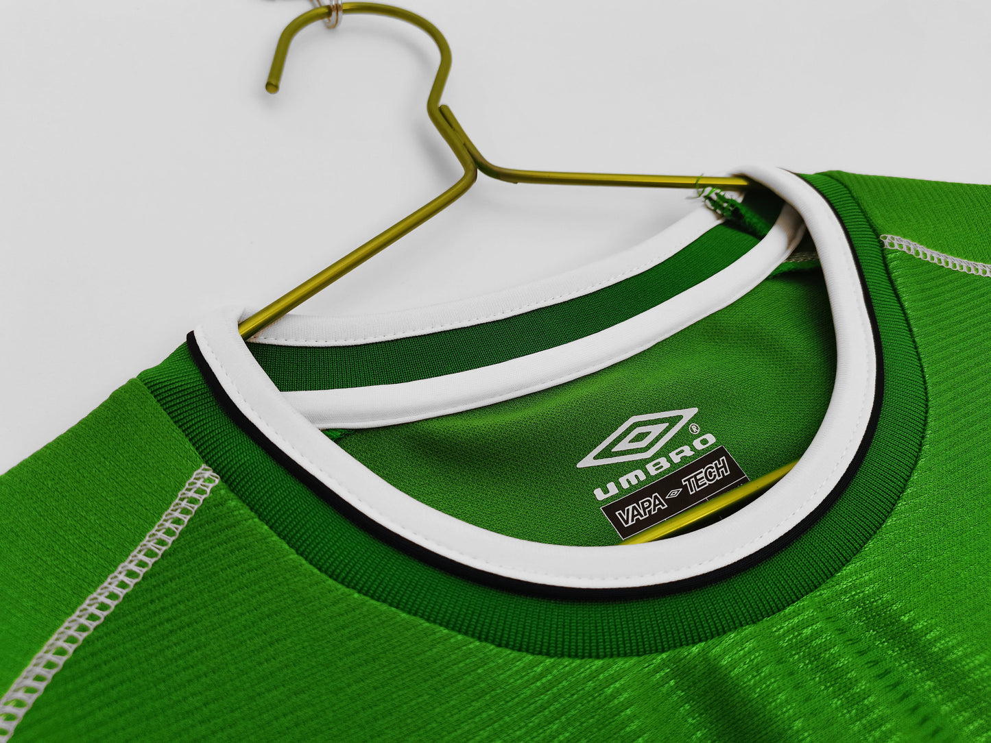 Ireland 2004-2005 Home Jersey