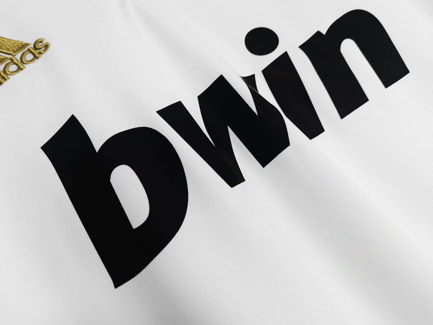 Real Madrid 2011-2012 Retro Long Sleeve Home Kit