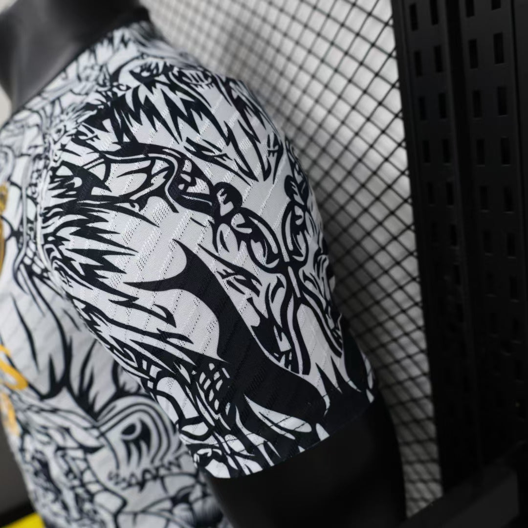 Real Madrid "Dragón Mítico" Special Jersey