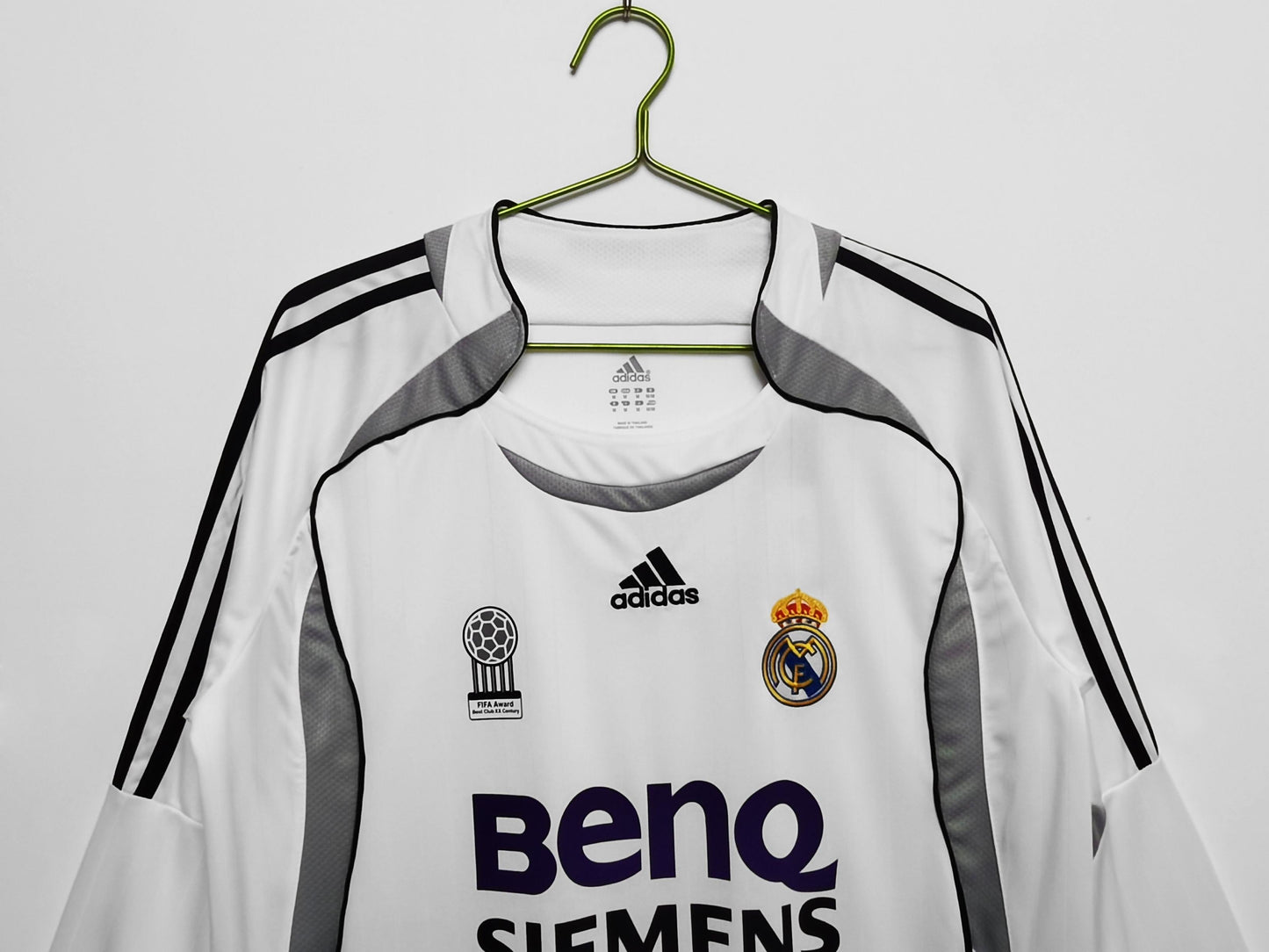 Real Madrid 2006-2007 Retro Long Sleeve Home Kit