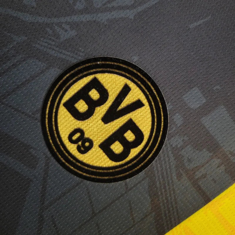 Borussia Dortmund "Royal Crest" Special Jersey
