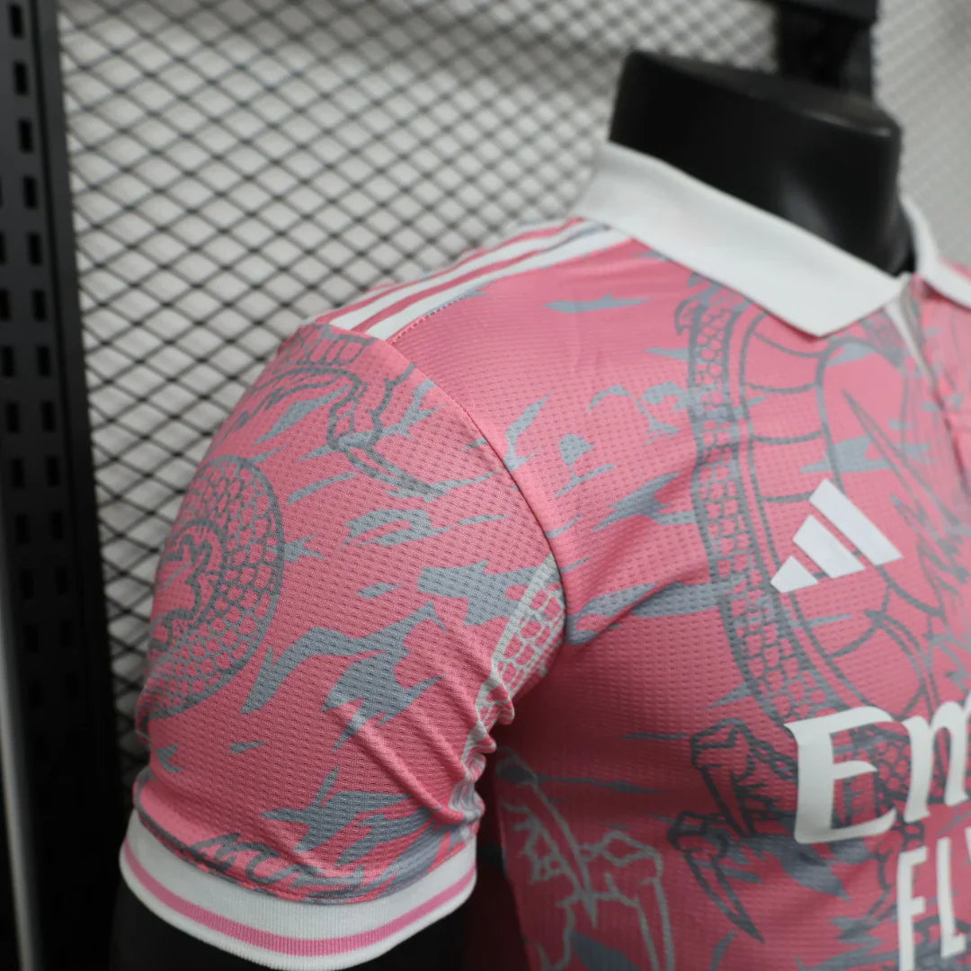Real Madrid "Dragón Rosa" Special Jersey