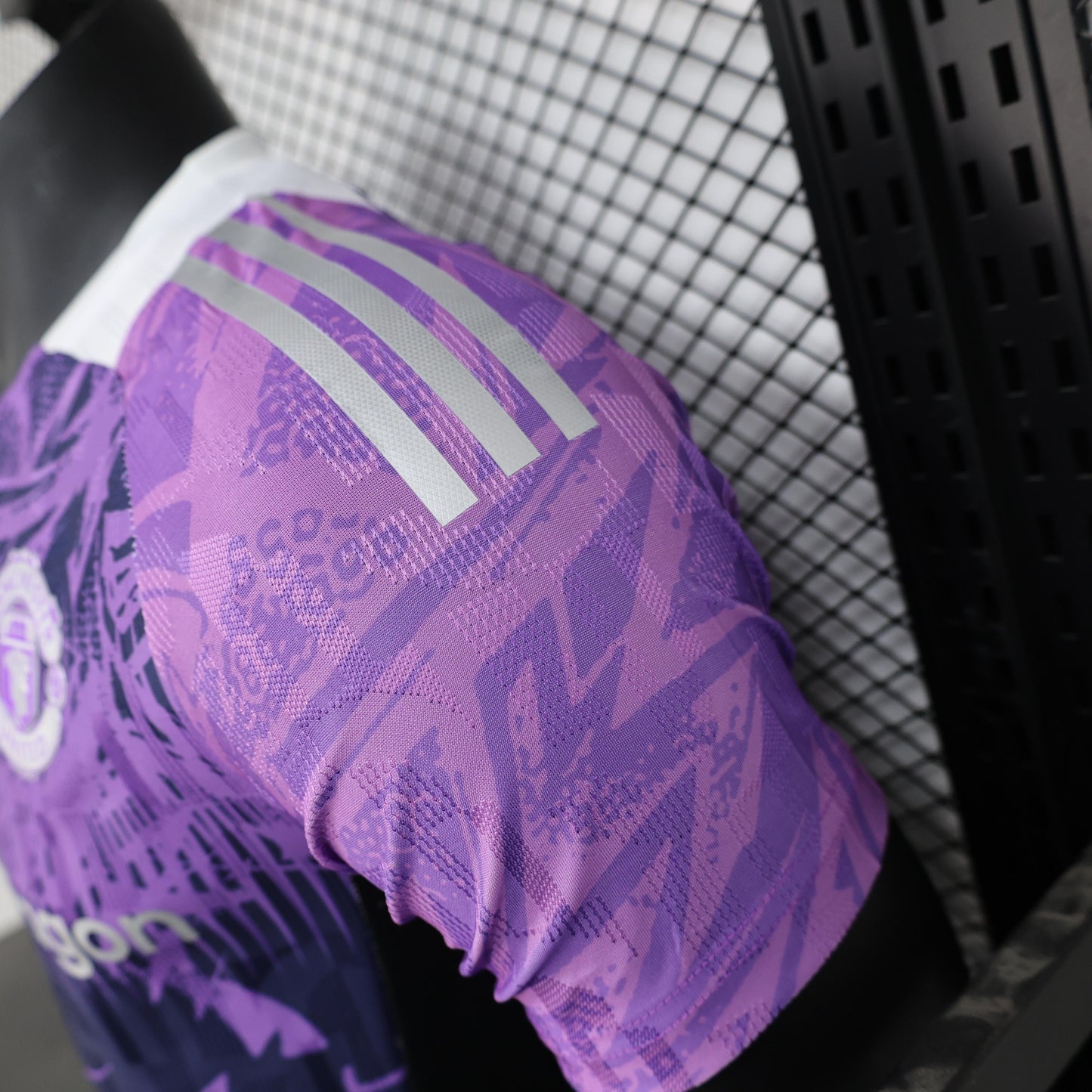 Manchester United "Violet Mirage" Special Jersey