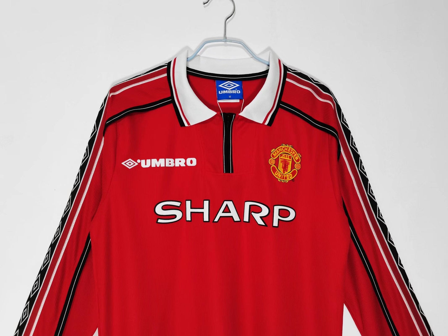 Manchester United 1997–1998 Retro Long Sleeve Home Kit