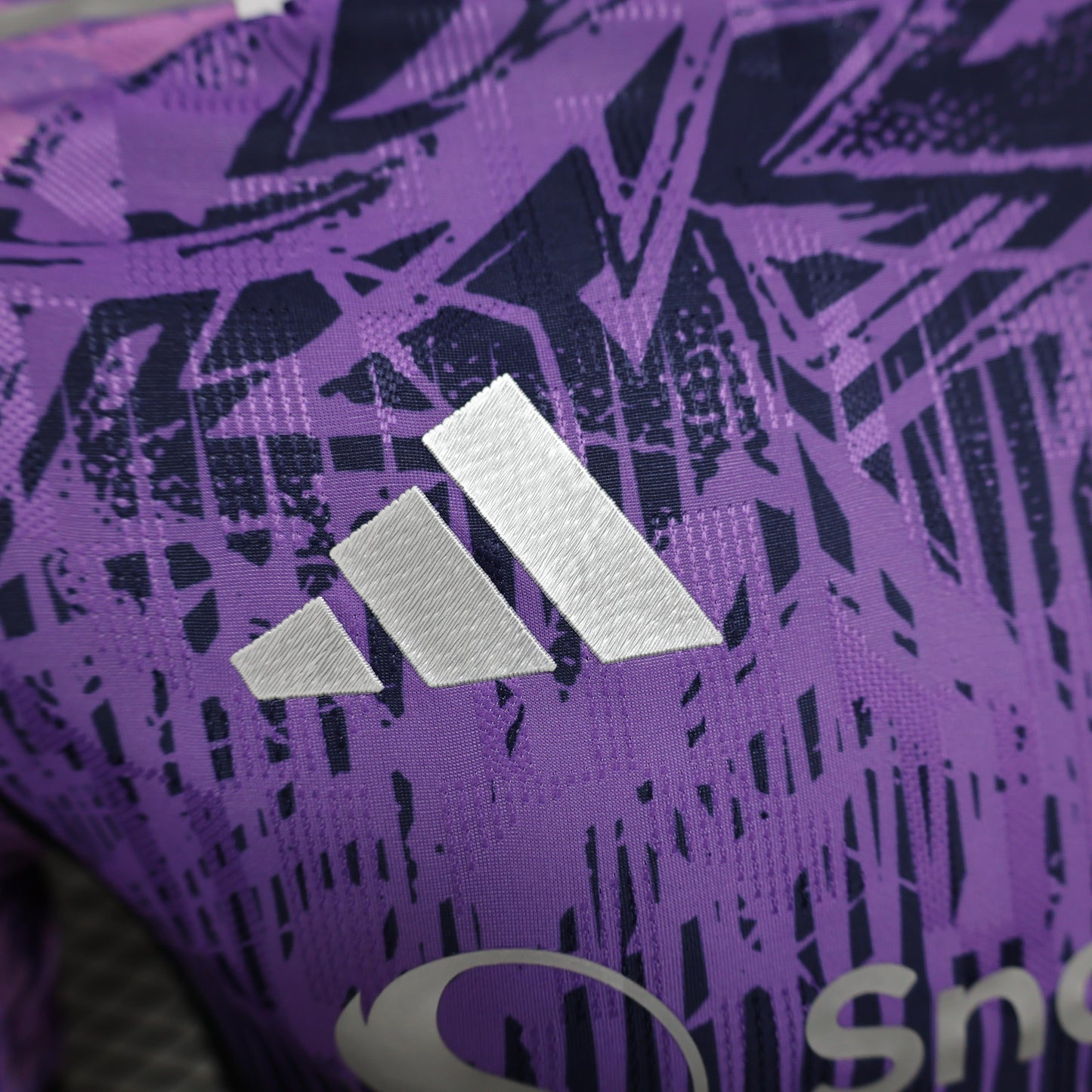 Manchester United "Violet Mirage" Special Jersey