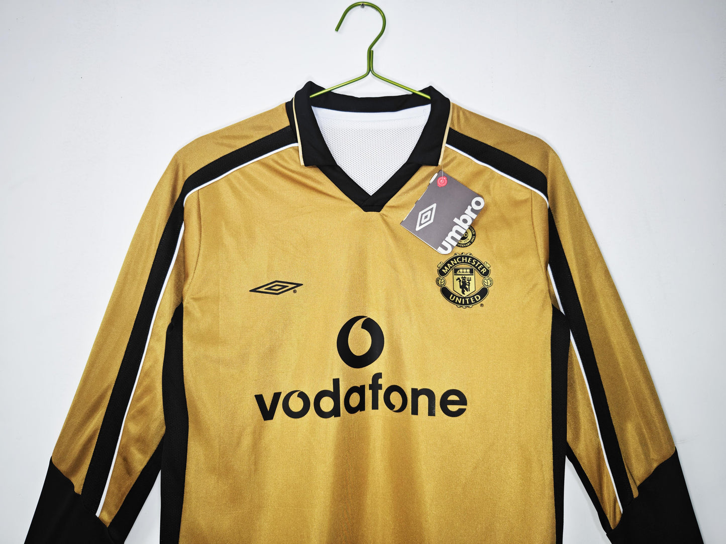 Manchester United 2001-2002 Retro Long Sleeve Goalkeeper Kit