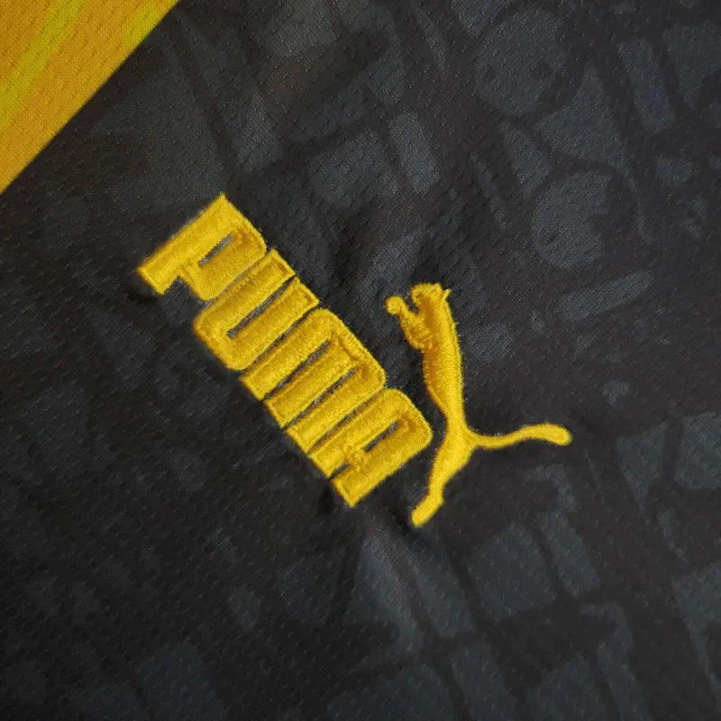 Borussia Dortmund "Royal Crest" Special Jersey