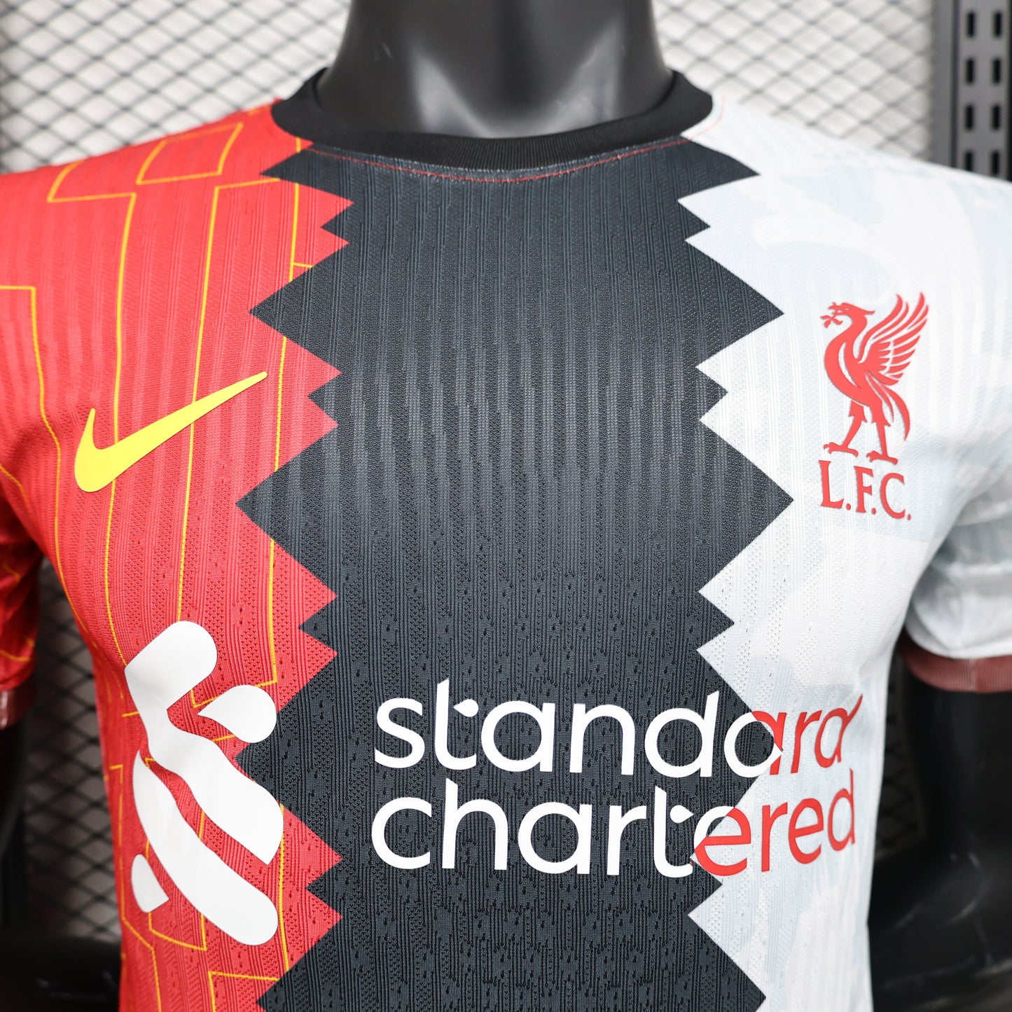 Liverpool "Tri-Color Blitz" Special Jersey