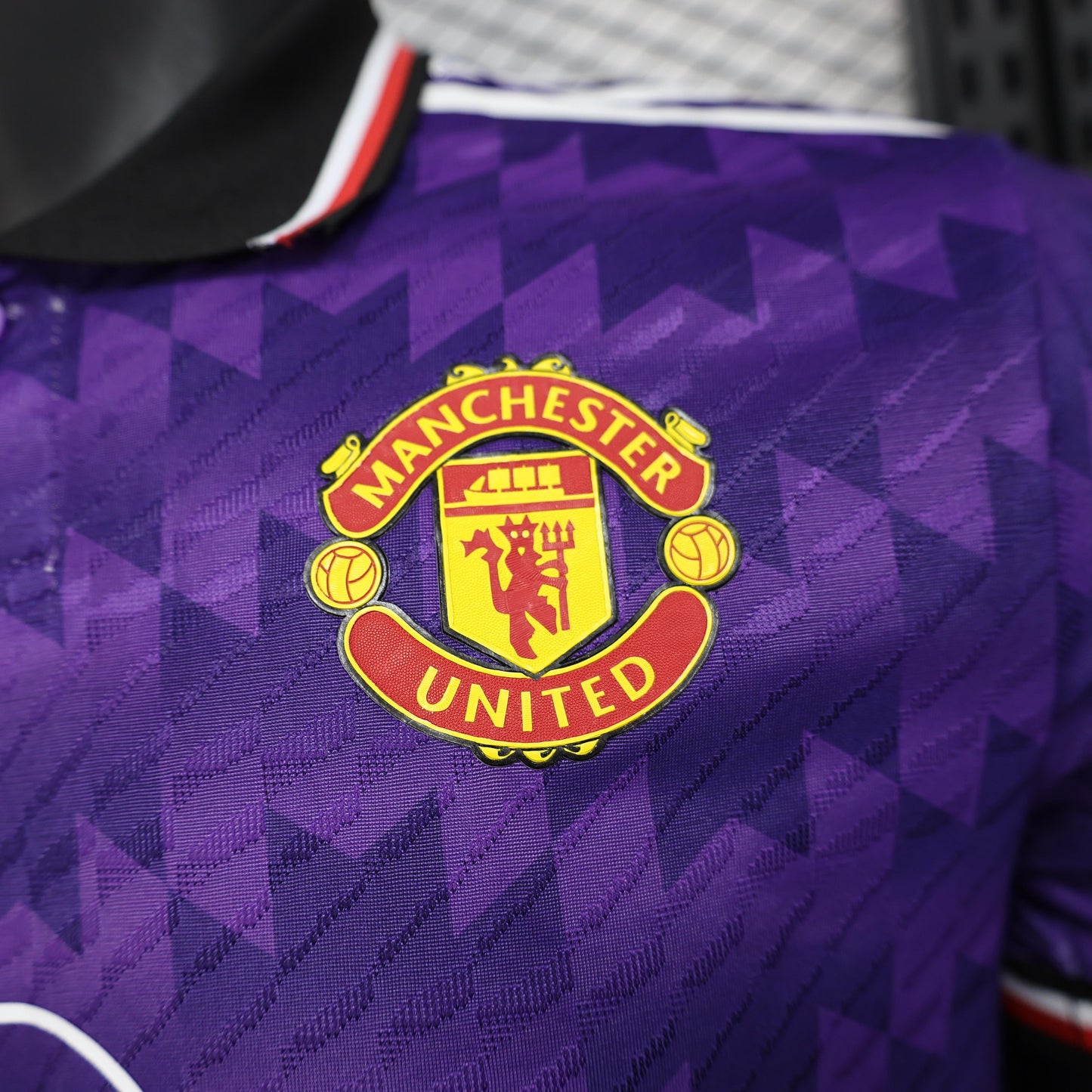 Manchester United "Midnight Essence" Special Jersey