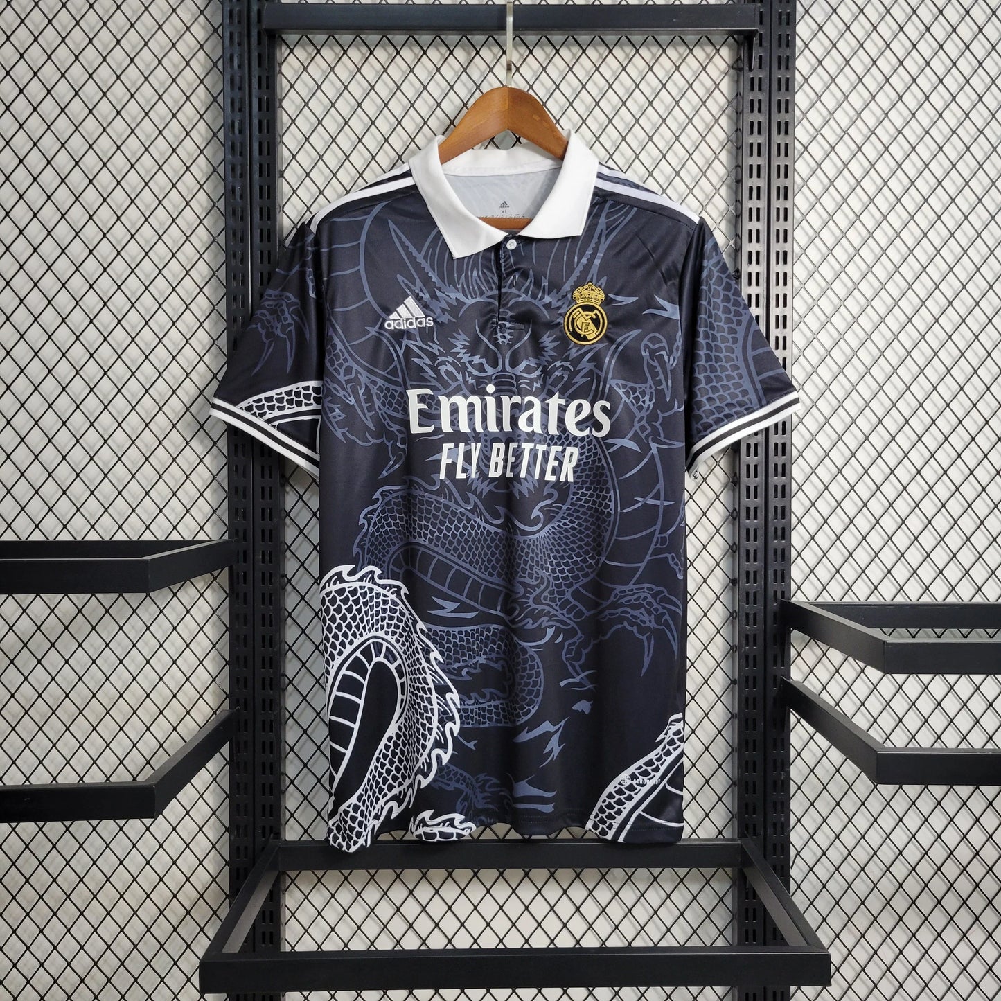 Real Madrid "Dragón Negro" Special Jersey