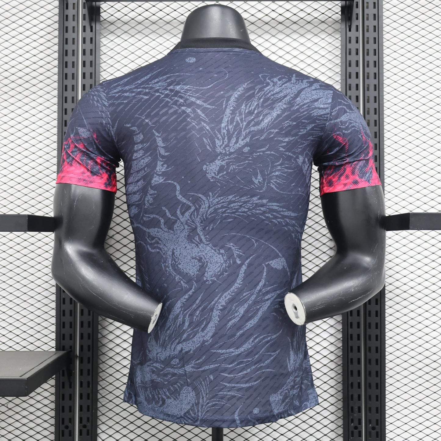 Real Madrid "Dragón Escarlata" Special Jersey
