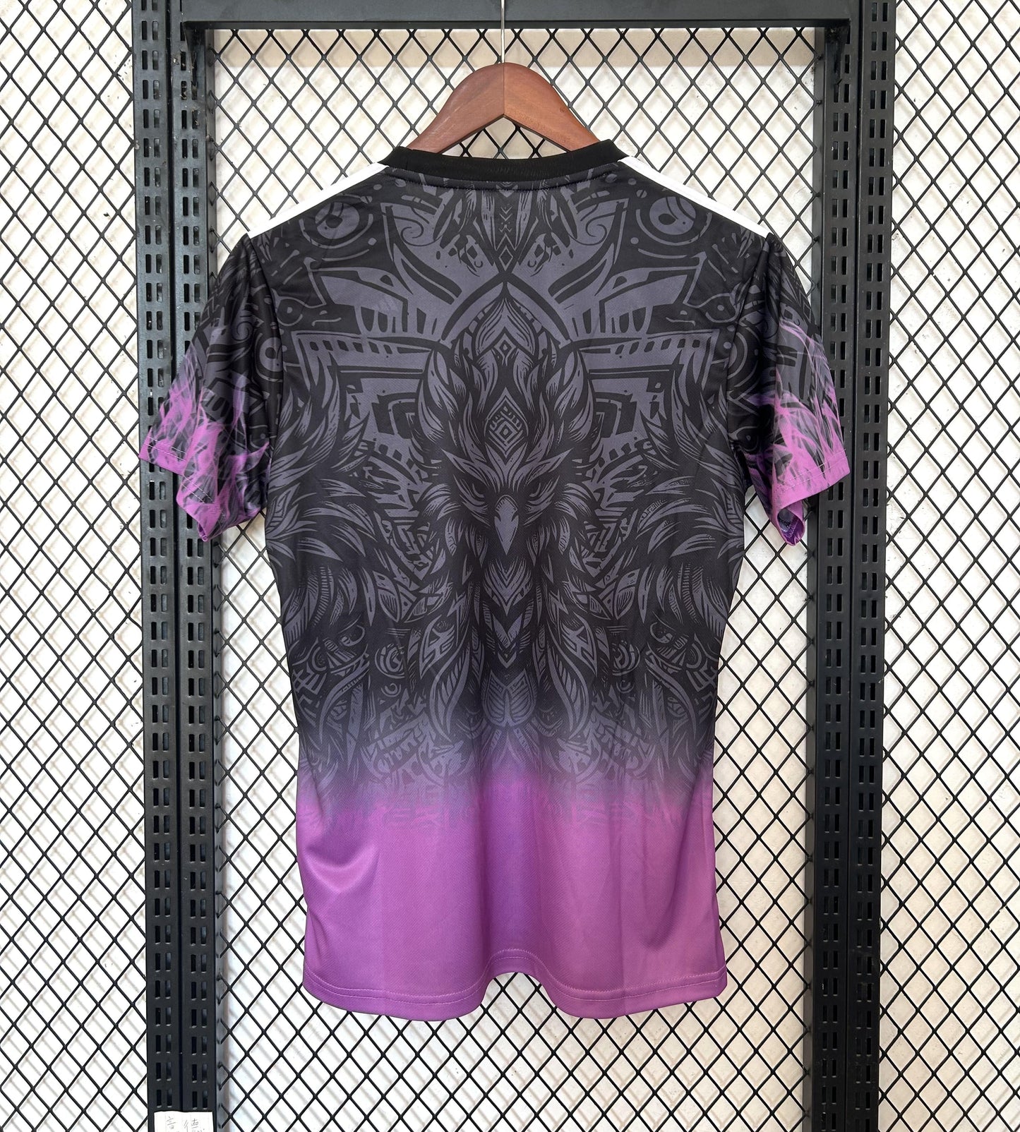 Liverpool "Midnight Soar" Special Jersey