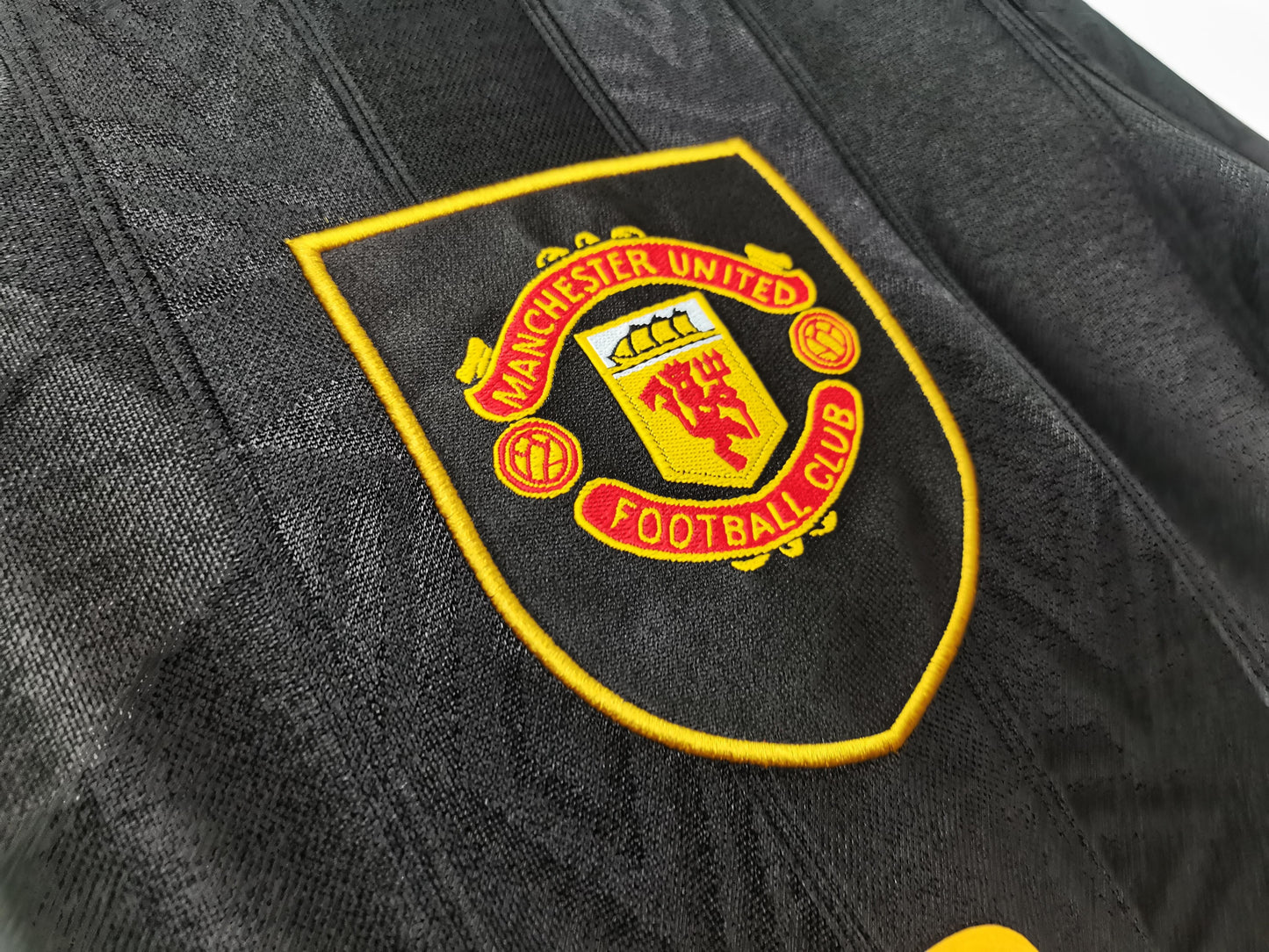 Manchester United 1993-1995 Retro Long Sleeve Away Kit