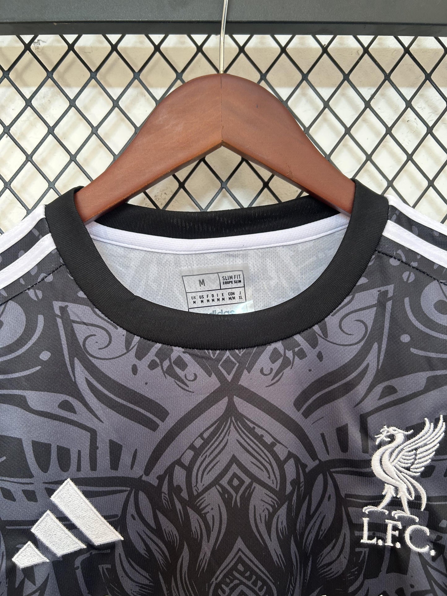 Liverpool "Midnight Soar" Special Jersey