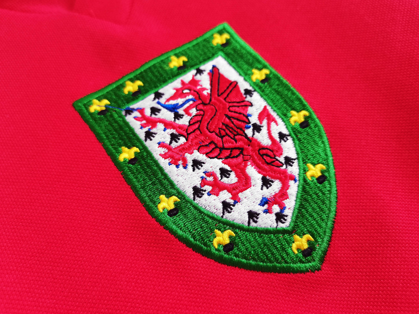 Wales 1976-1977 Home Jersey