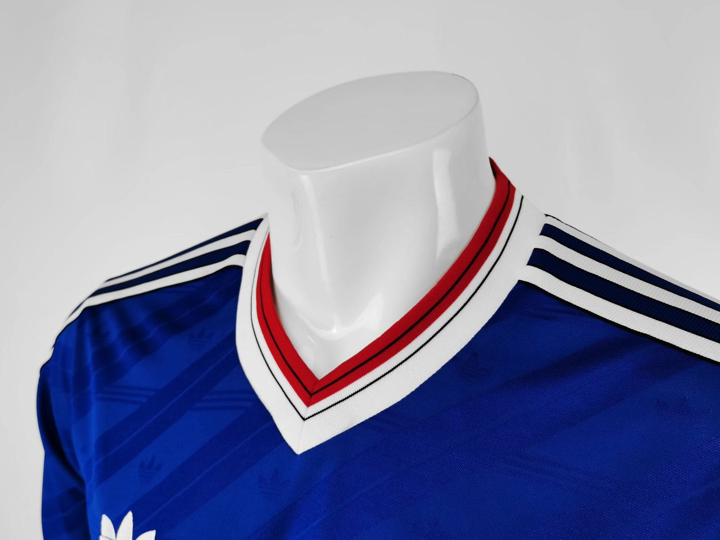 Manchester United 1986-1987 Retro Long Sleeve Away Kit