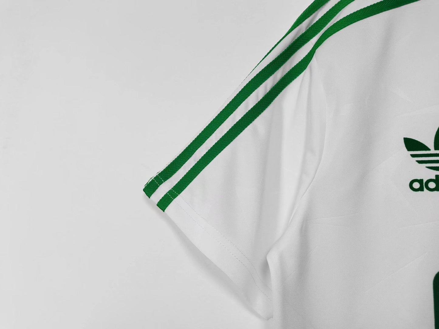 Ireland 1986-1988 Away Jersey