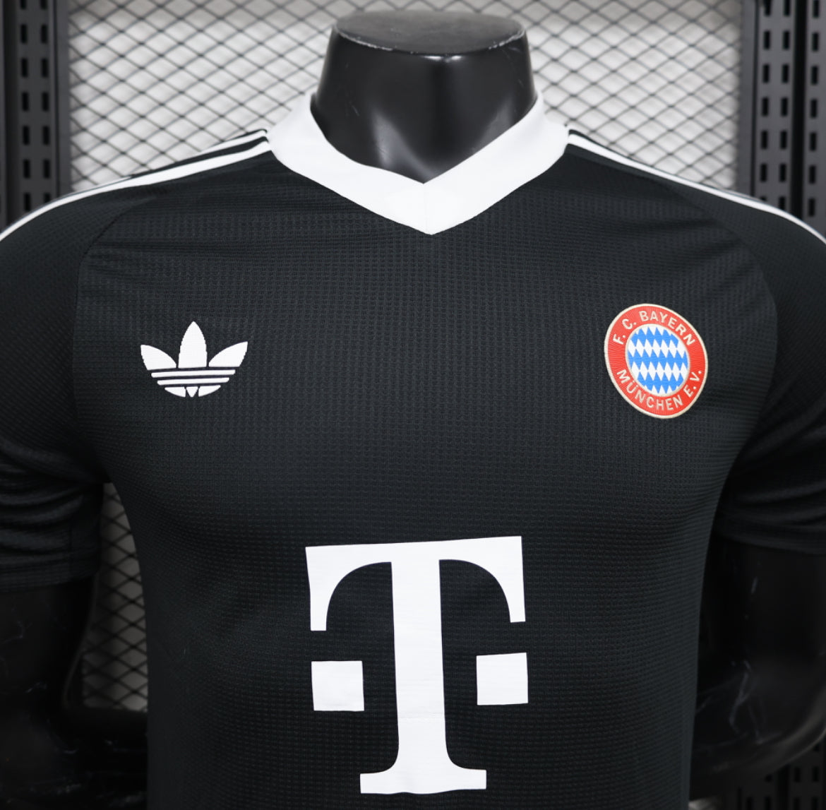 Bayern Munich 2024-2025 Goalkeeper Third Jersey