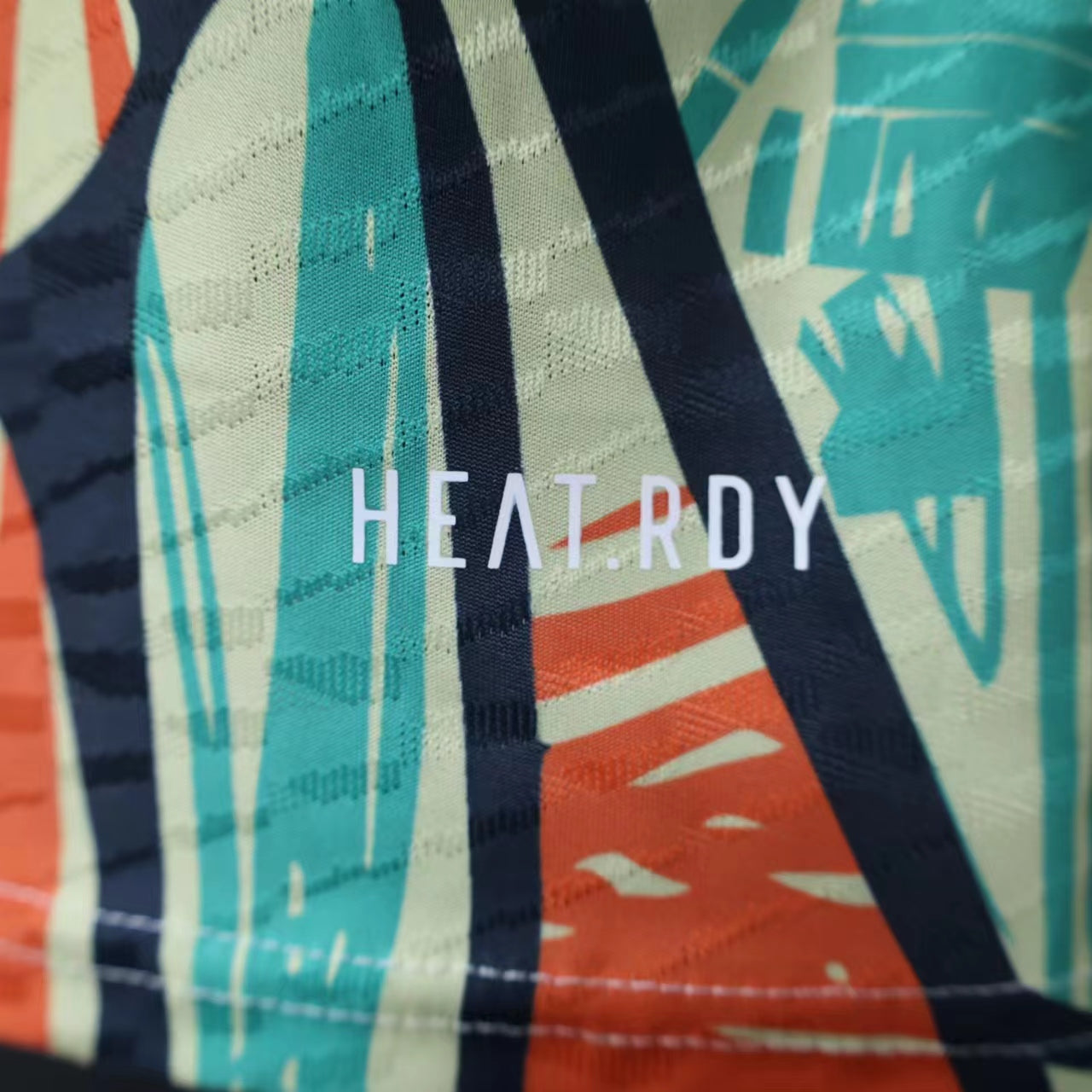 Arsenal "Tropical Vibes" Special Jersey