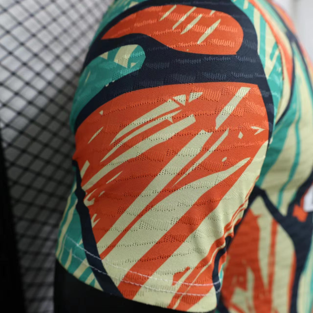 Arsenal "Tropical Vibes" Special Jersey
