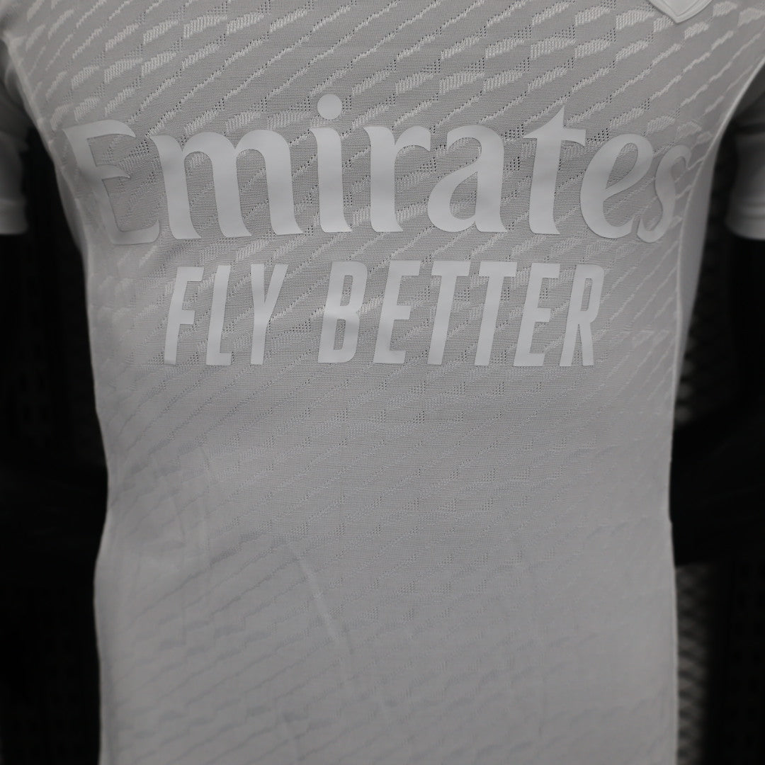 Arsenal "Pure Elegance" Special Jersey