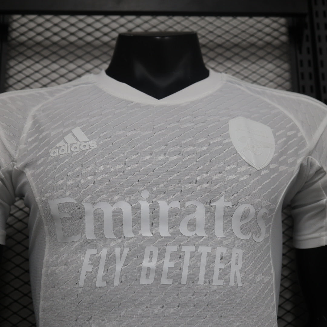 Arsenal "Pure Elegance" Special Jersey