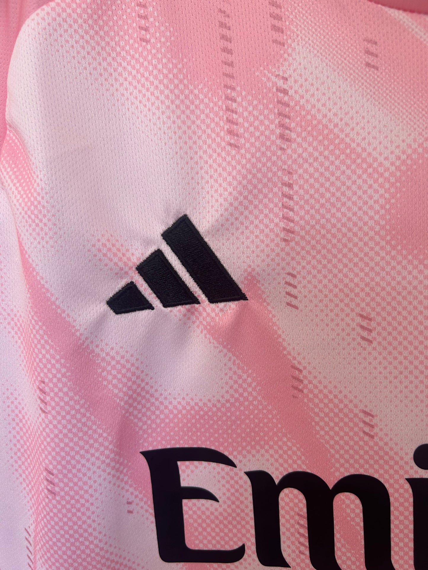 Real Madrid "Rose Elite" Special Jersey