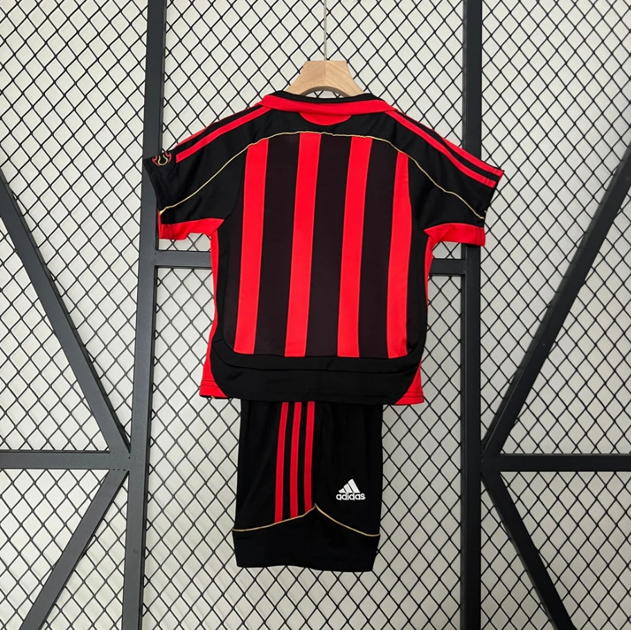 AC Milan Retro 06/07 Home Kids Size