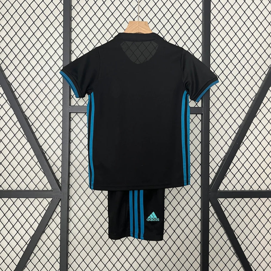 Real Madrid Retro 17/18 Away Kids Size