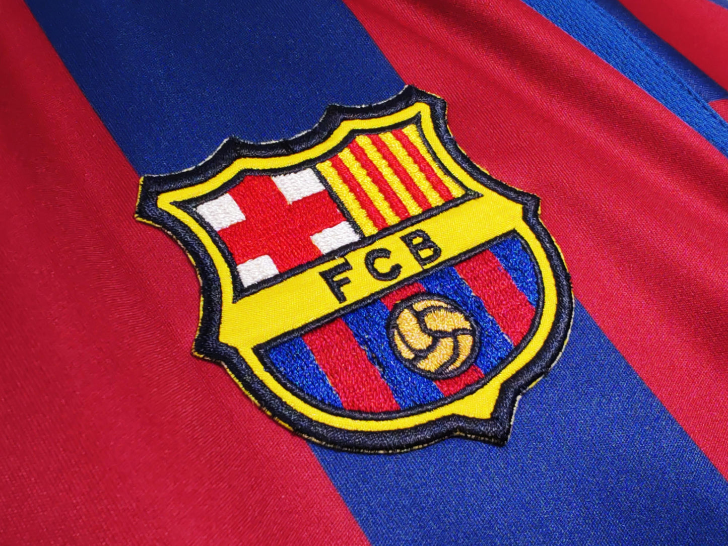 FC Barcelona 2005-2006 Home Jersey