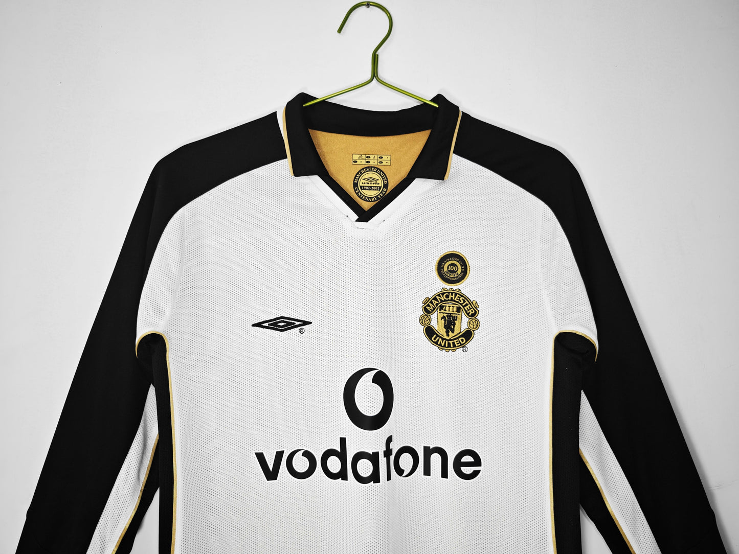 Manchester United 2001-2002 Retro Long Sleeve Third Kit