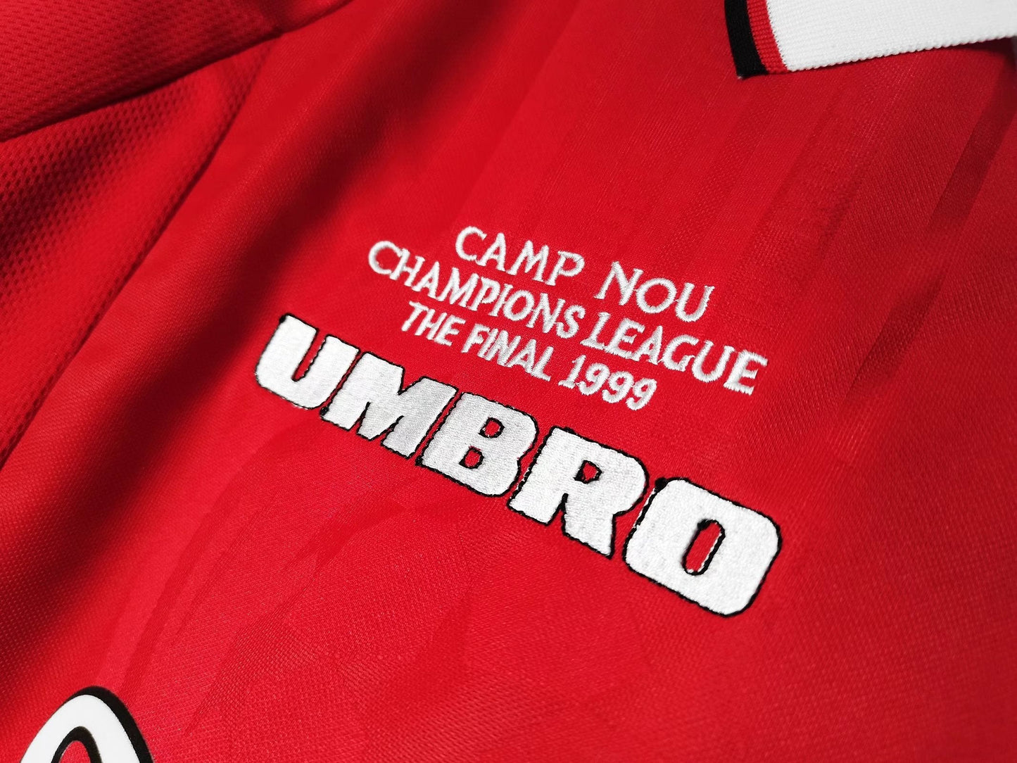 Manchester United 1999 Retro Long Sleeve Champions League Kit