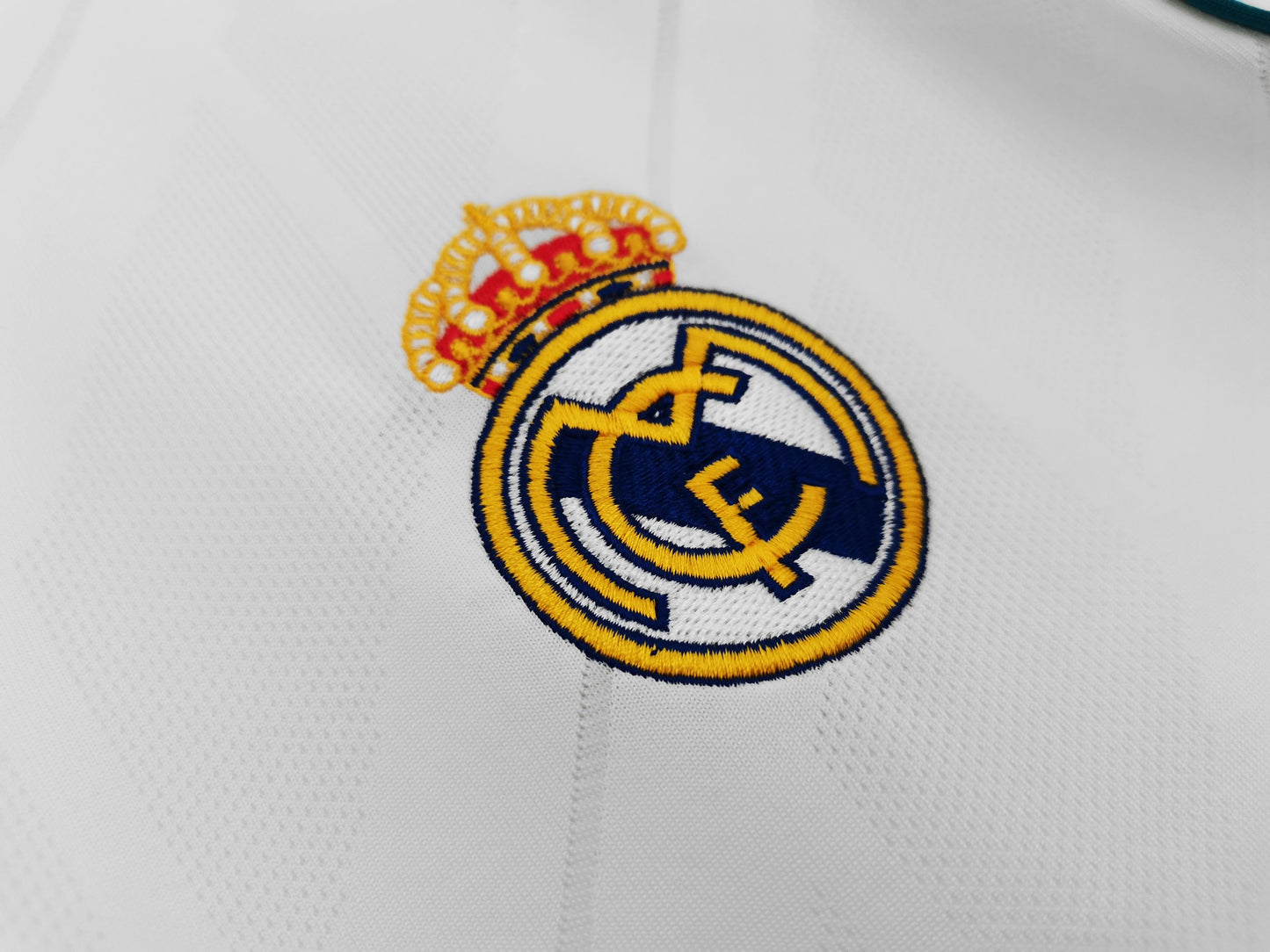 Real Madrid 2017-2018 Retro Long Sleeve Home Kit