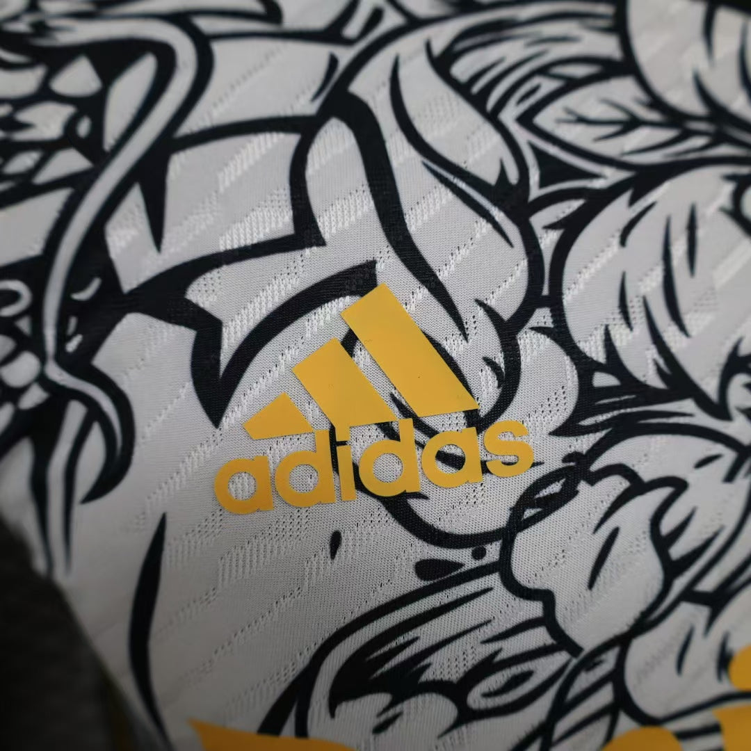 Real Madrid "Dragón Mítico" Special Jersey