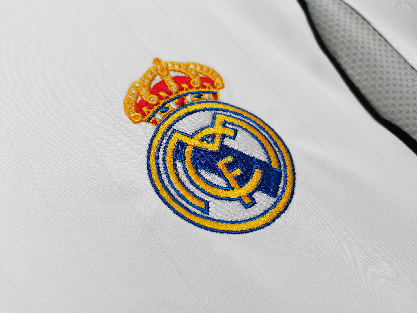 Real Madrid 2006-2007 Home Jersey