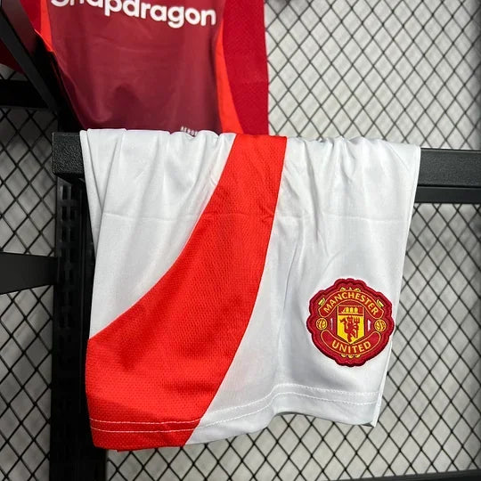 24/25 Manchester United Home Kit Kids Size