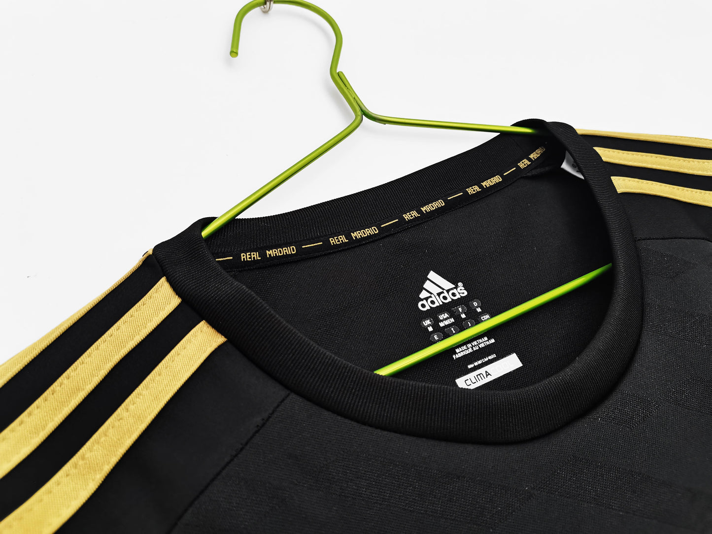 Real Madrid 2012-2013 Retro Long Sleeve Away Kit