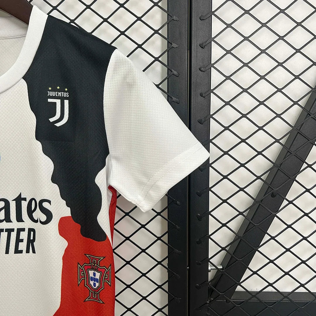 25/26 Ronaldo 7 Limited Kids Size