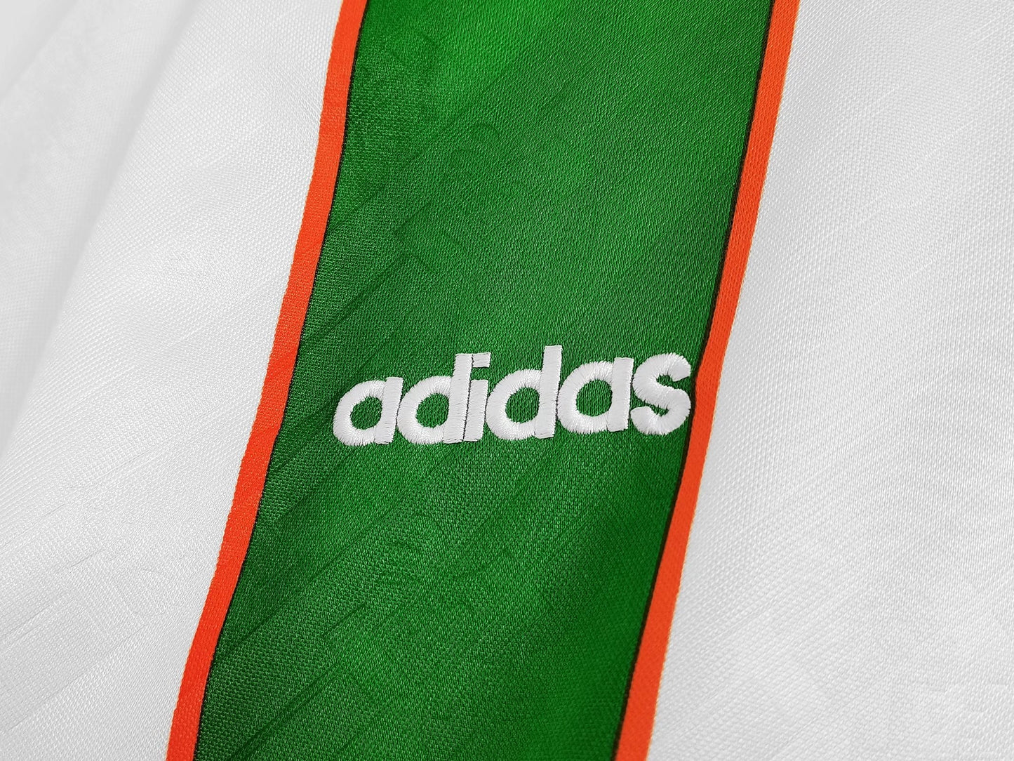 Ireland 1994-1995 Away Jersey