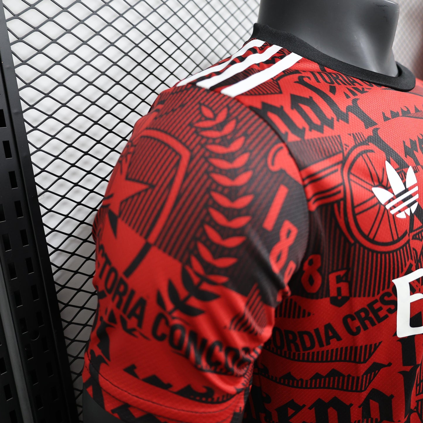 Arsenal "Scarlet Shadow" Special Jersey