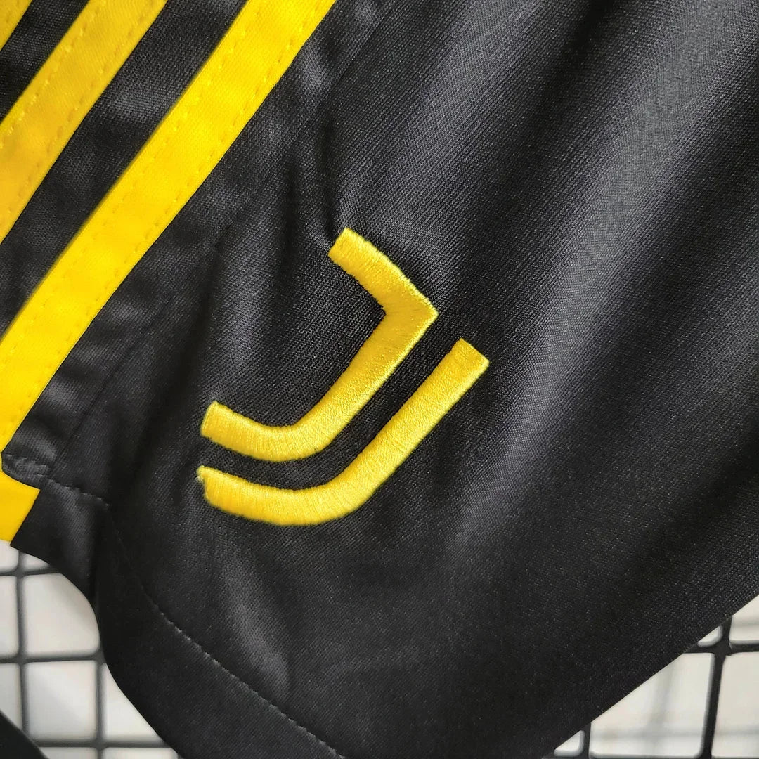 23/24 Juventus Home Kids Size
