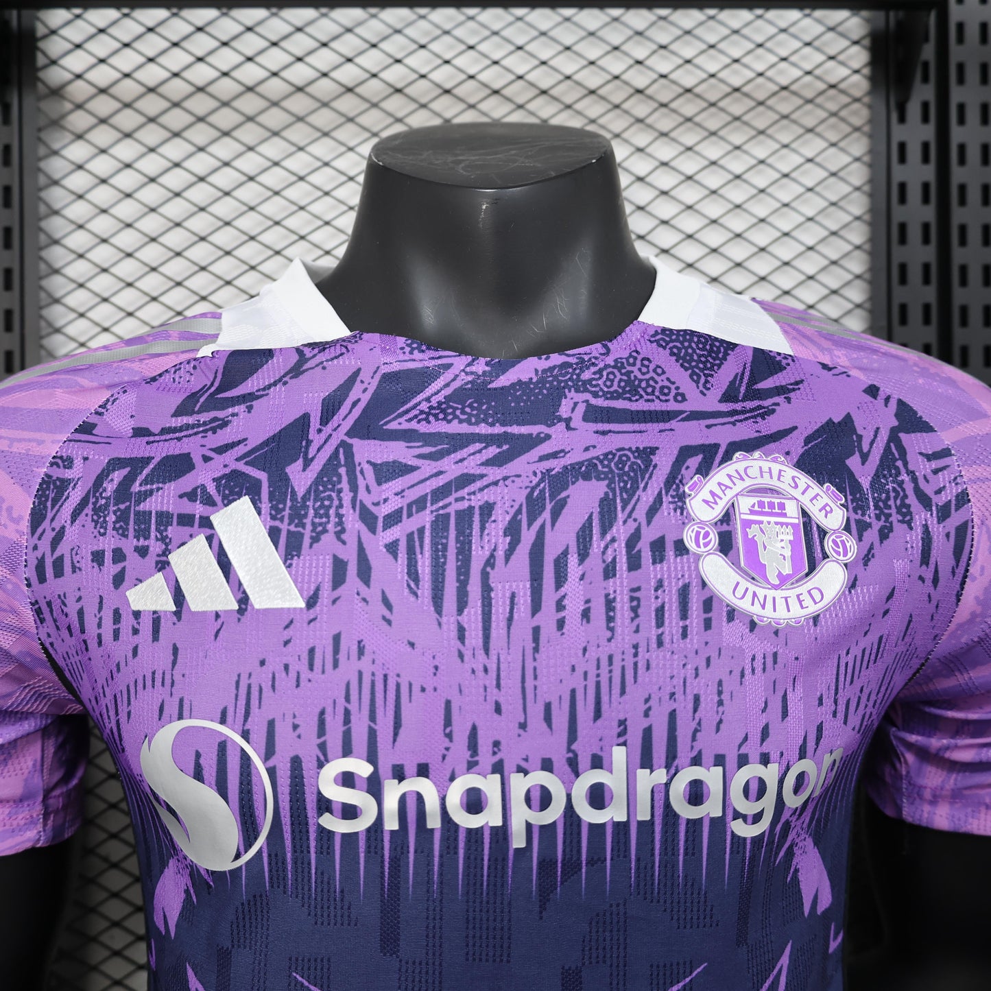 Manchester United "Violet Mirage" Special Jersey