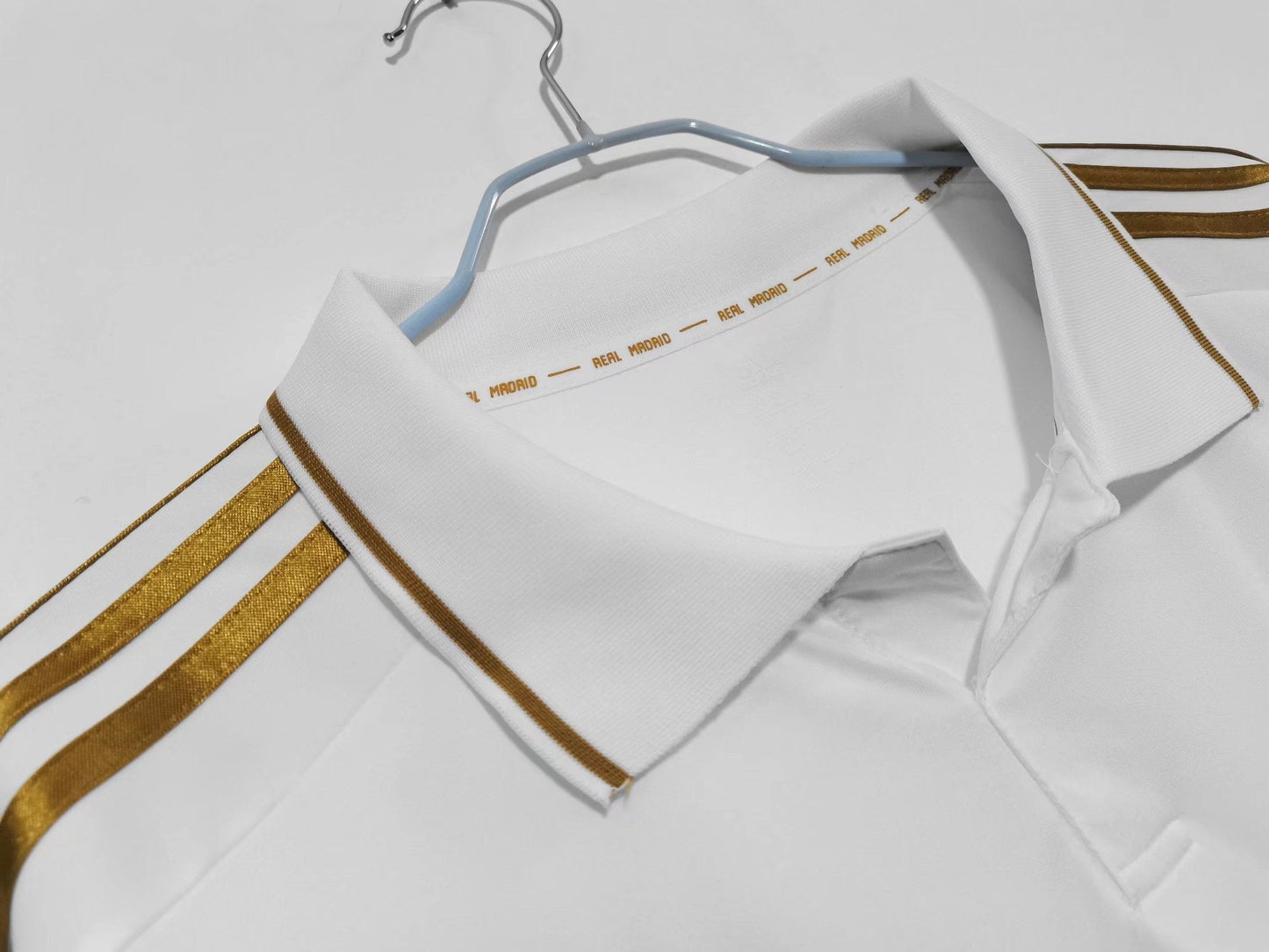 Real Madrid 2011-2012 Retro Long Sleeve Home Kit