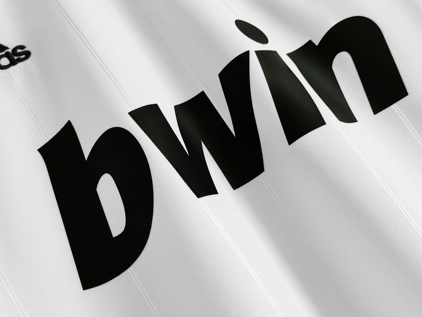 Real Madrid 2012-2013 Retro Long Sleeve Home Kit