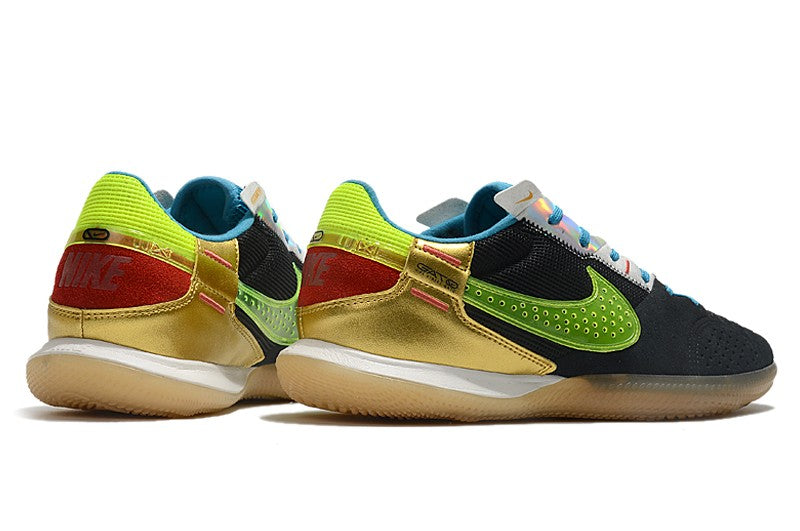 Nike Indoor Soccer Shoes | Streetgato | Black | Volt