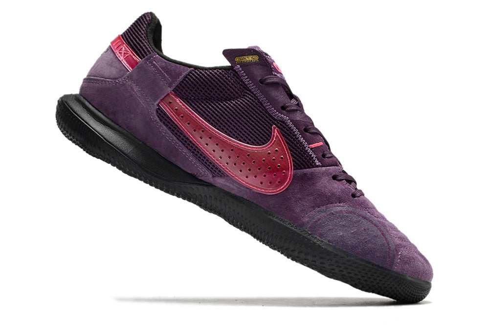 Nike Indoor Soccer Shoes | Streetgato | Purple | Pink Blast