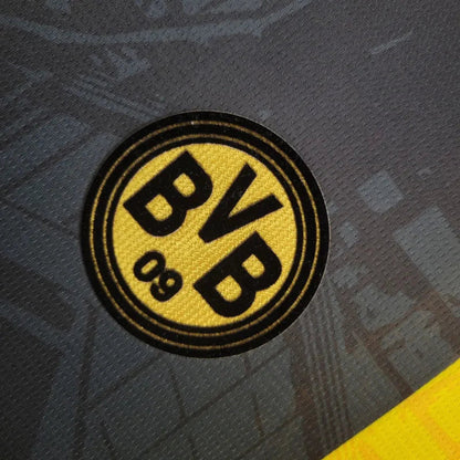 Borussia Dortmund "Royal Crest" Special Jersey